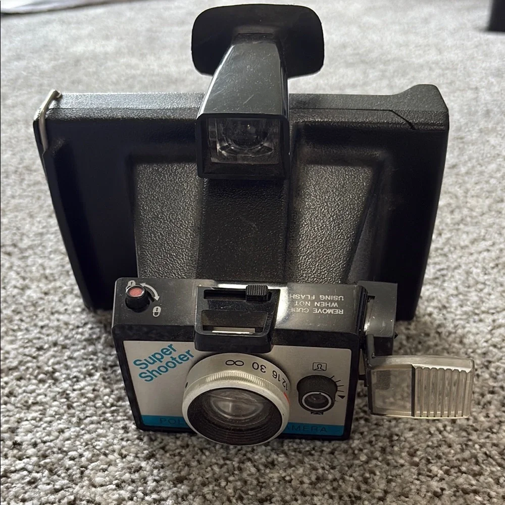 Polaroid Super Shooter Land Camera - Black and Silver